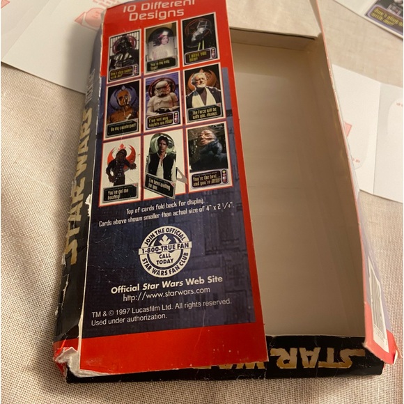 Vintage 90s Star Wars 30 stand up Valentine’s Day Cards 28 Temporary Tattoos - Picture 3 of 16